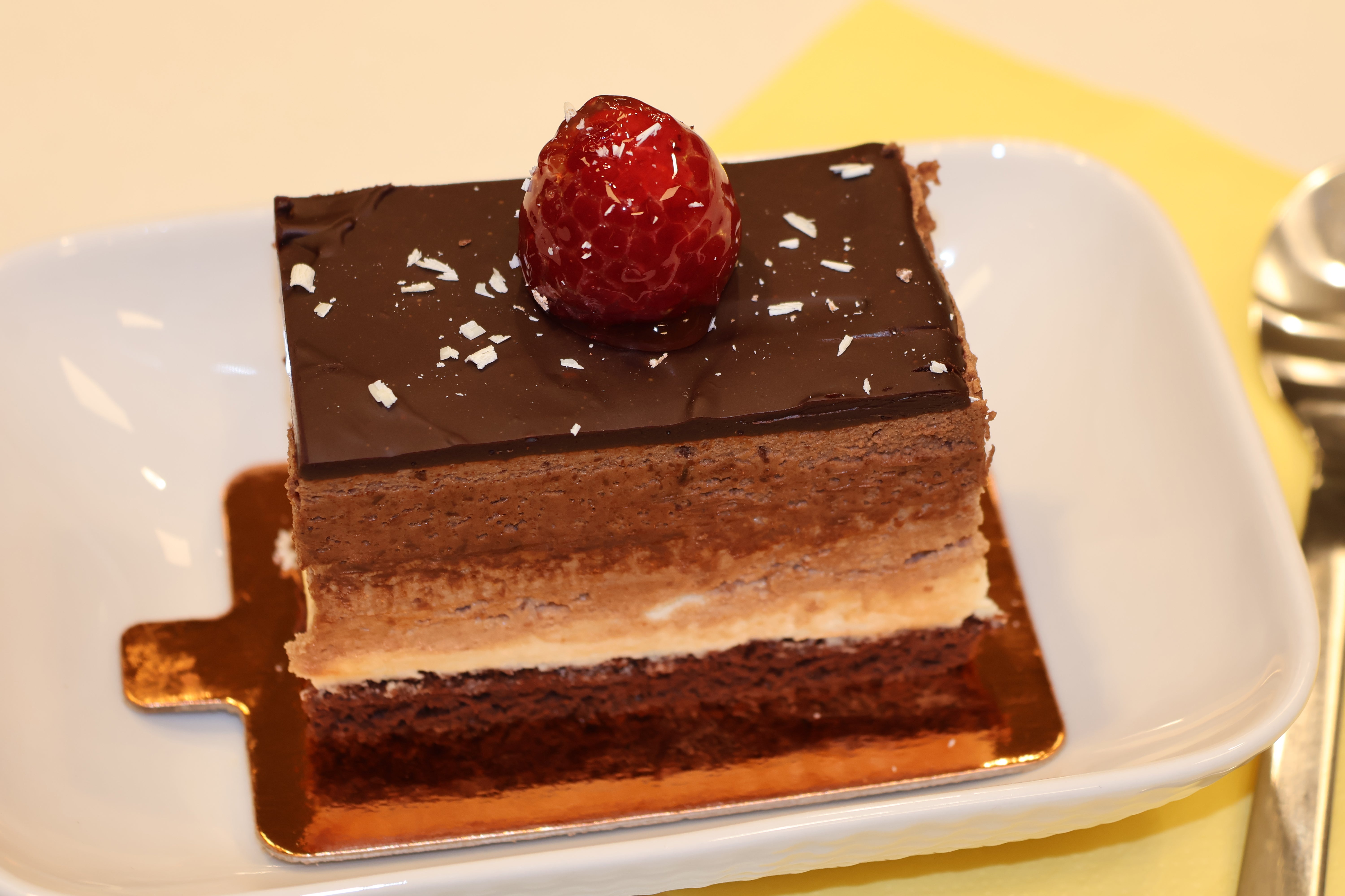 Organic Mini 3-Chocolate Cake
