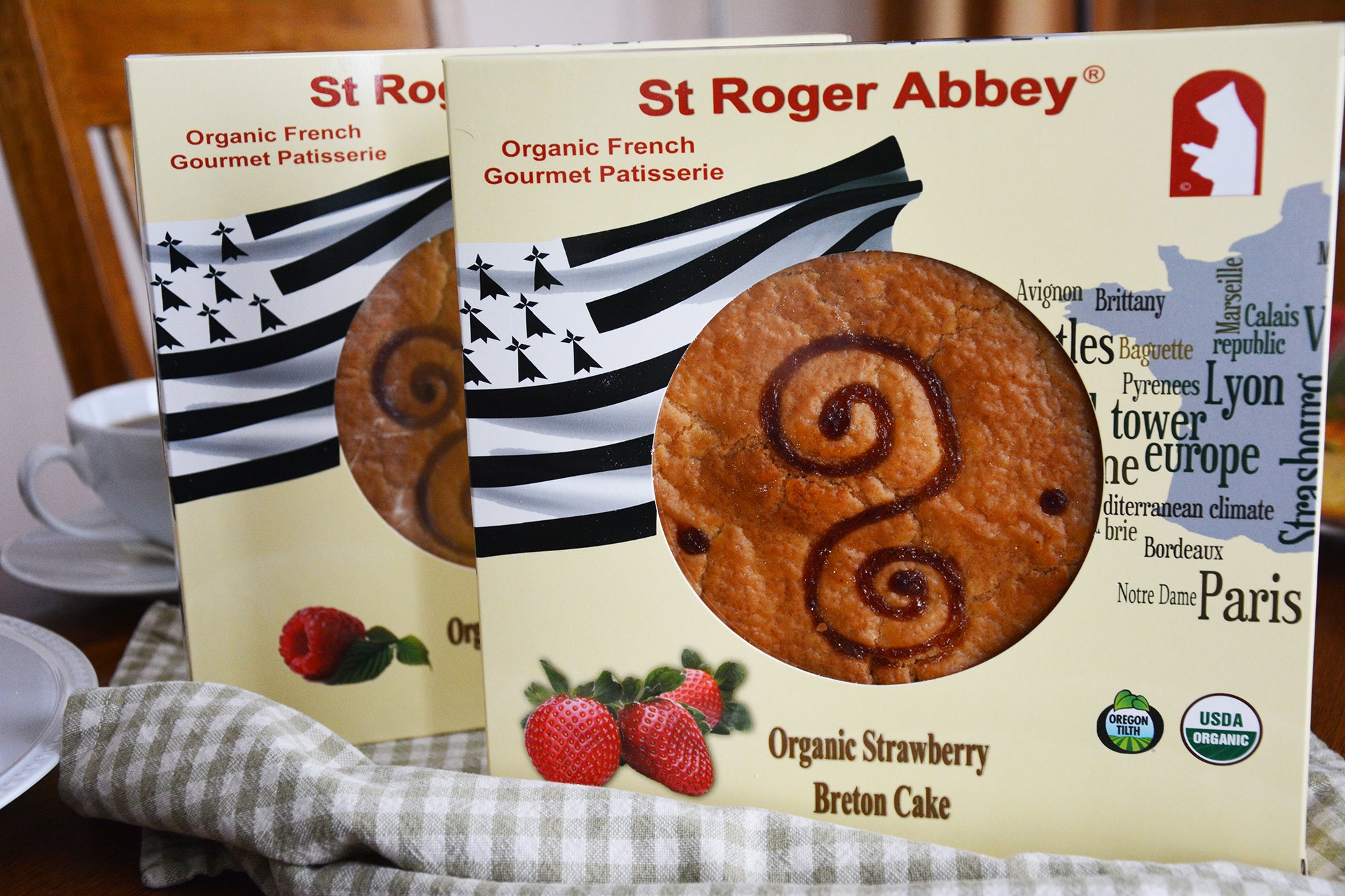 Organic Strawberry Breton Cake