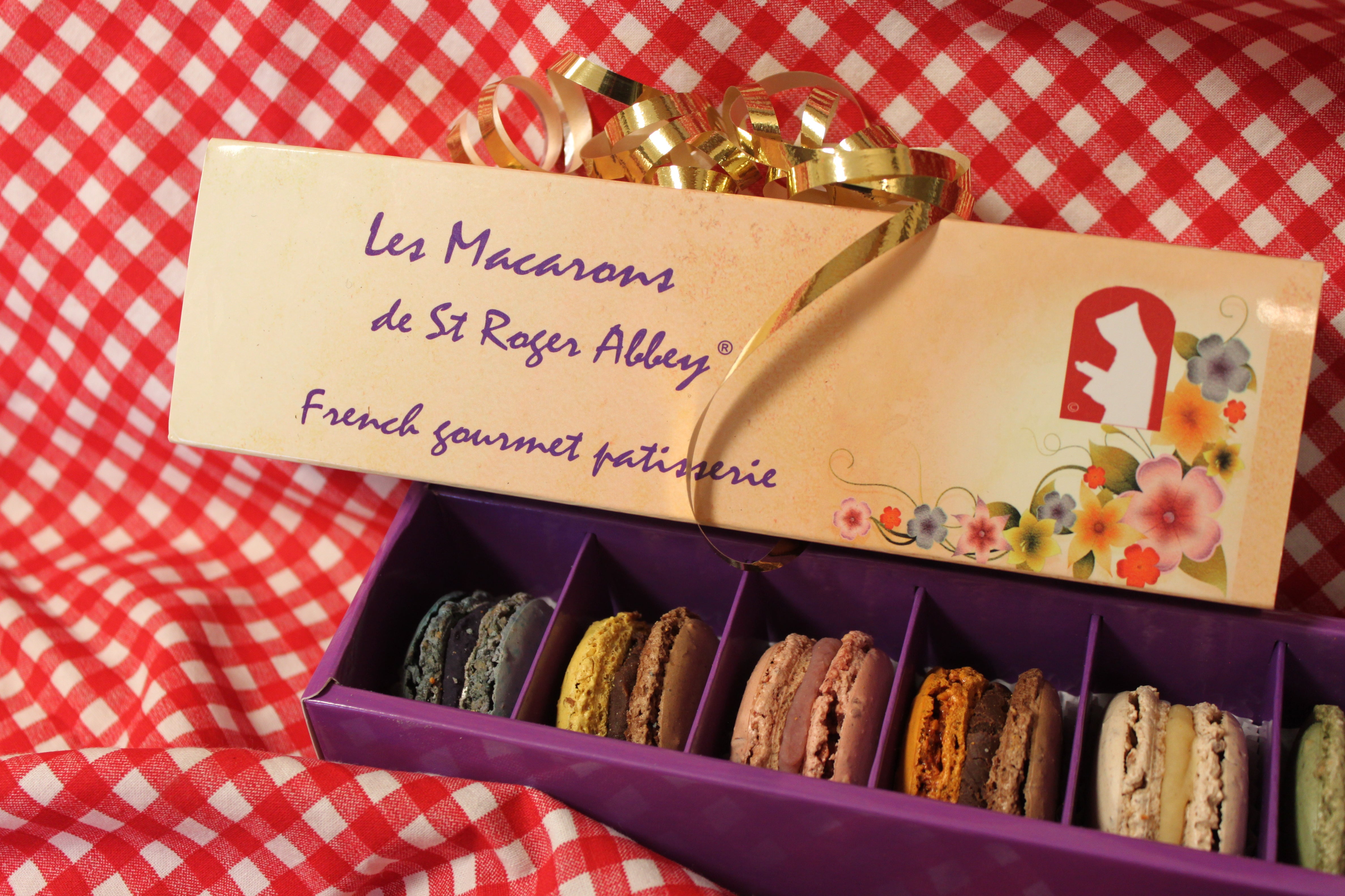 Organic Jardin Fleuri de l'Abbaye 6-French Macaron Assortment